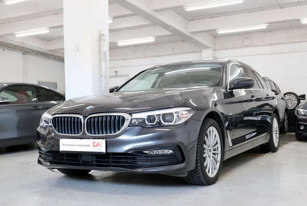 BMW 520d Touring xDrive Sport Line 140 kW image number 1