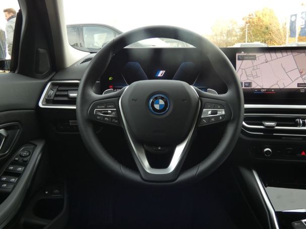 BMW 320 e Touring 150 kW image number 6