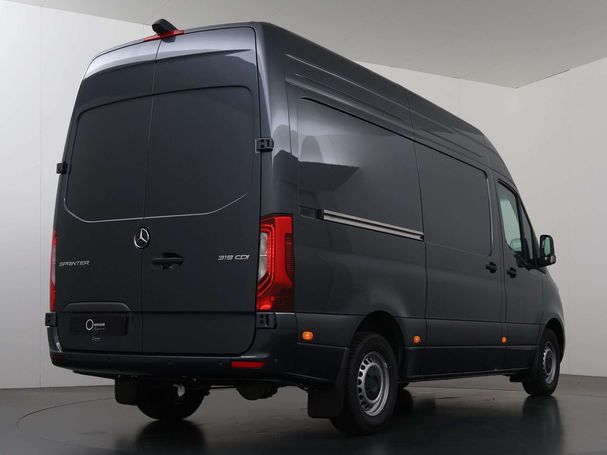 Mercedes-Benz Sprinter 319 RWD 140 kW image number 3