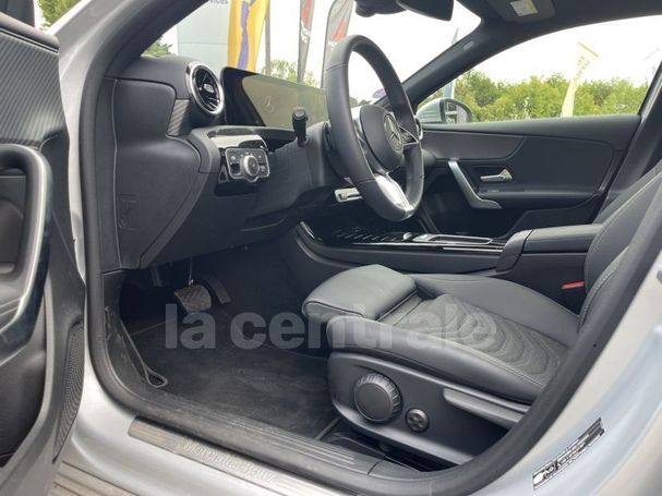 Mercedes-Benz A 180 100 kW image number 16