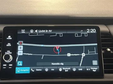 Car image 17