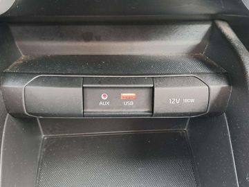 Car image 31