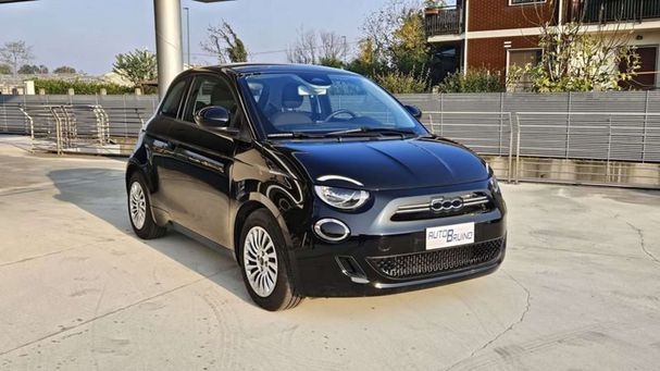 Fiat 500 e 70 kW image number 2