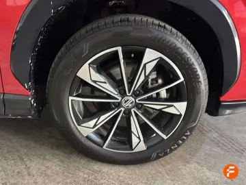 Car image 27