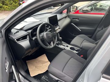 Car image 10