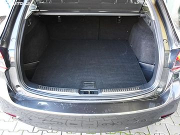 Car image 37