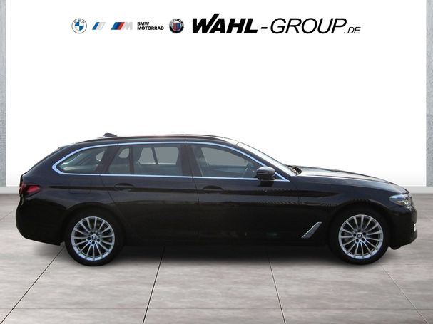 BMW 530i Touring xDrive 185 kW image number 4