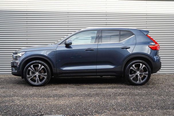 Volvo XC40 Recharge T4 155 kW image number 4