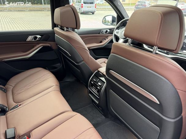 BMW X7 xDrive 259 kW image number 30