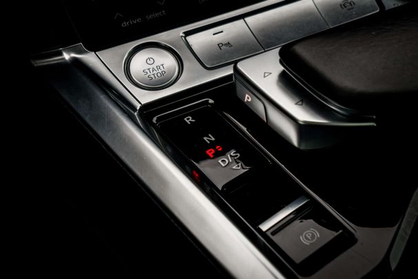 Audi e-tron 50 quattro 230 kW image number 27