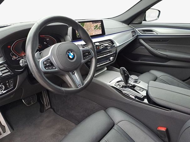 BMW 550d Touring xDrive 294 kW image number 10