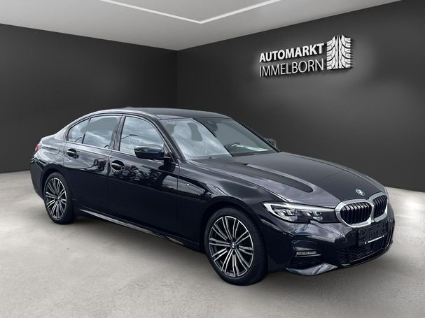 BMW 320d M Sport xDrive 140 kW image number 2