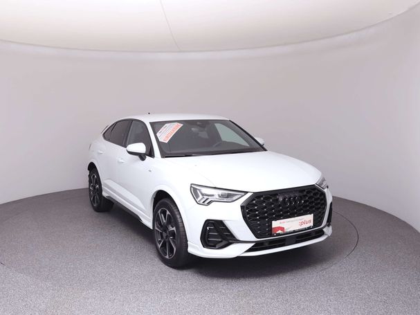 Audi Q3 45 TFSIe e-tron S-line 180 kW image number 2