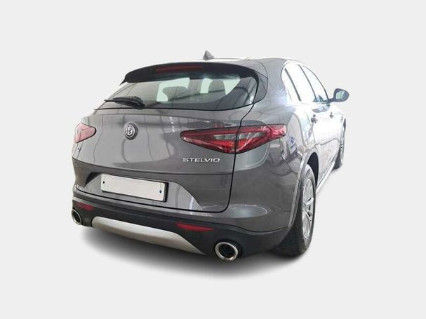 Alfa Romeo Stelvio Diesel AT8 Q4 140 kW image number 4