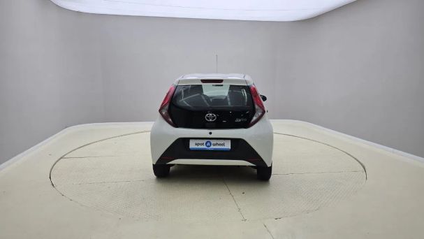 Toyota Aygo 53 kW image number 6