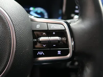 Car image 38