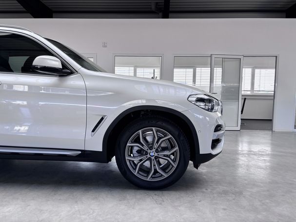 BMW X3 xDrive 140 kW image number 29