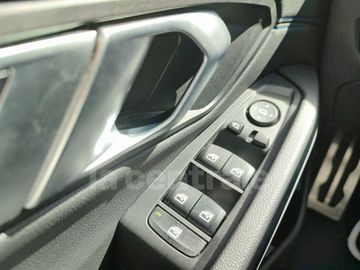 Car image 35