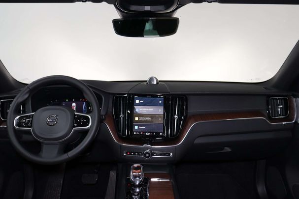 Volvo XC60 T8 Ultimate Dark AWD 335 kW image number 24