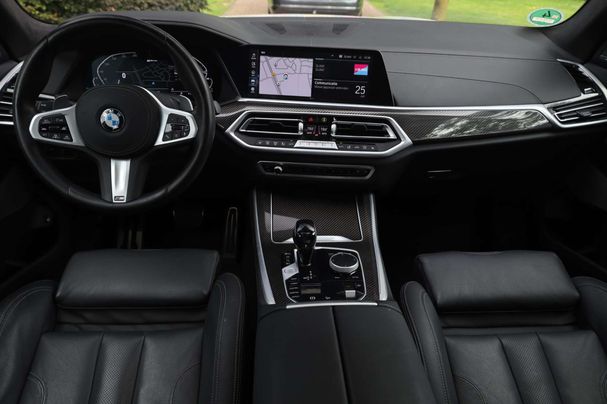 BMW X5 45e xDrive 290 kW image number 49