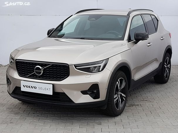 Volvo XC40 B3 Plus 120 kW image number 1