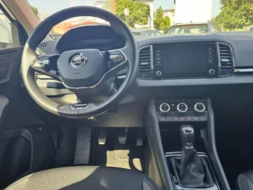 Car image 30