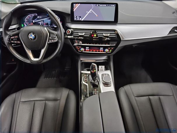 BMW 520d Touring 140 kW image number 5