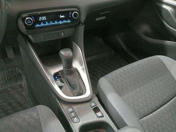 Car image 16