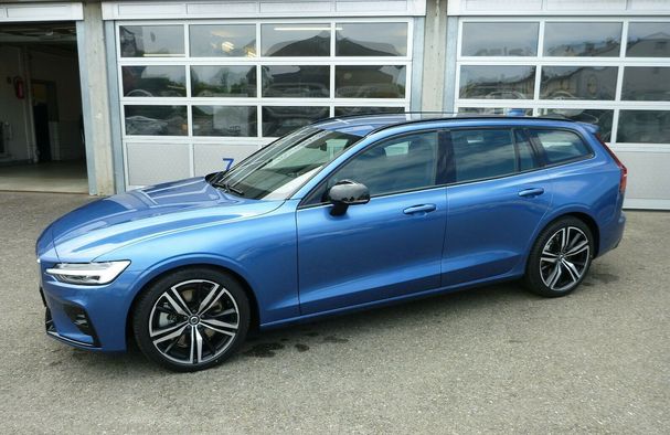 Volvo V60 T5 R-Design 184 kW image number 2