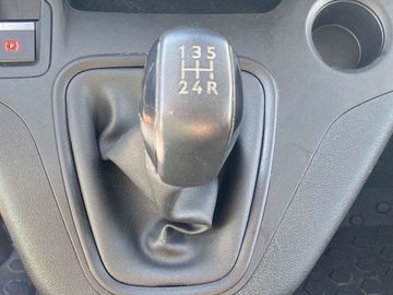 Car image 31