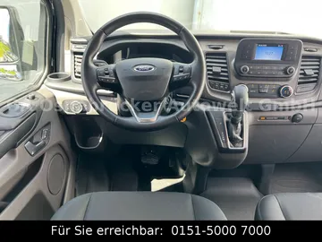 Car image 26