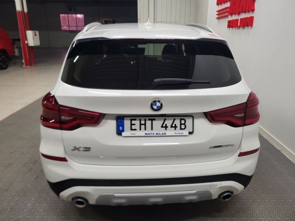 BMW X3 xDrive30e 215 kW image number 7