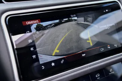 Car image 47