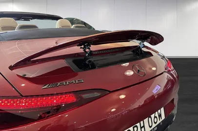 Car image 29