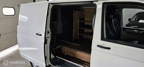 Volkswagen T6 Transporter 62 kW image number 13