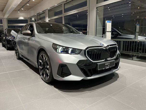 BMW i5 eDrive40 M Sport 250 kW image number 1