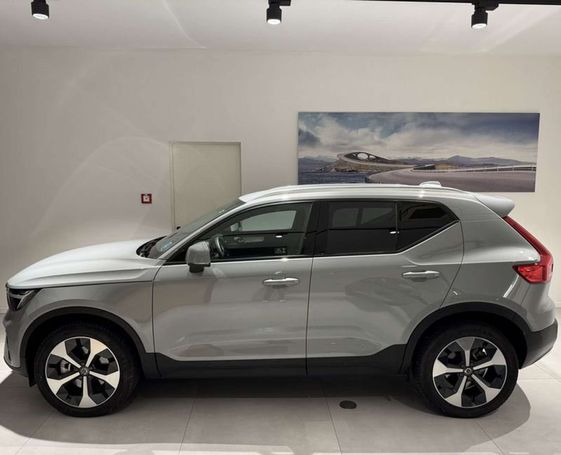 Volvo XC40 B3 Core 120 kW image number 7