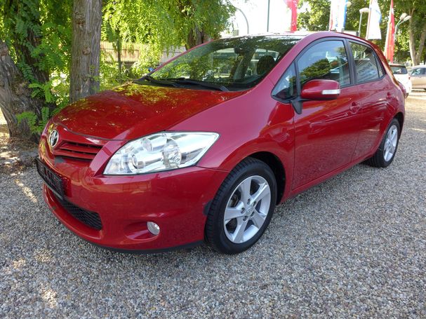 Toyota Auris 1.33 73 kW image number 1