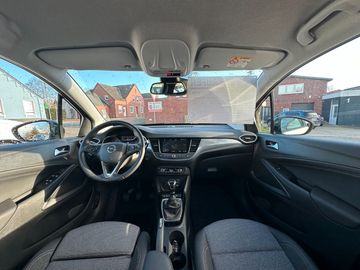 Car image 25