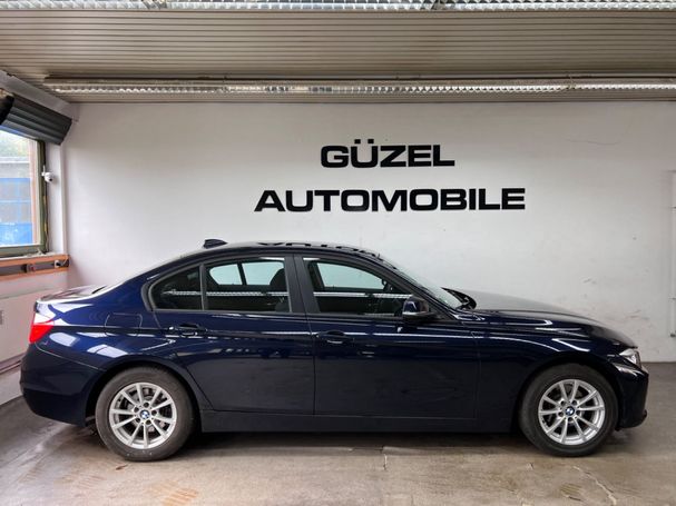 BMW 320i 135 kW image number 8