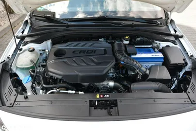 Car image 36