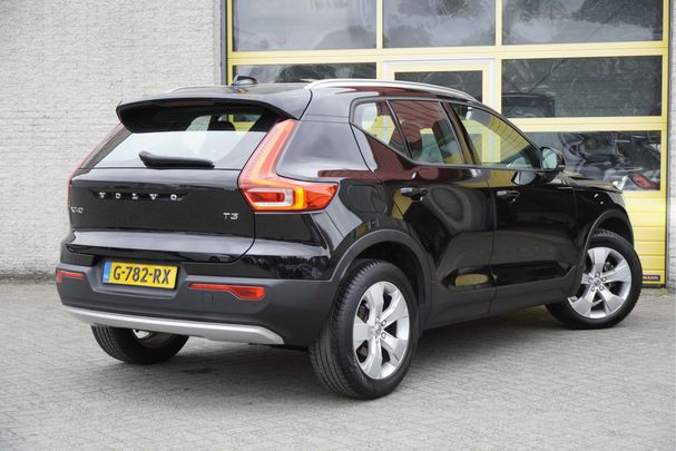 Volvo XC40 T3 Momentum Pro 120 kW image number 4