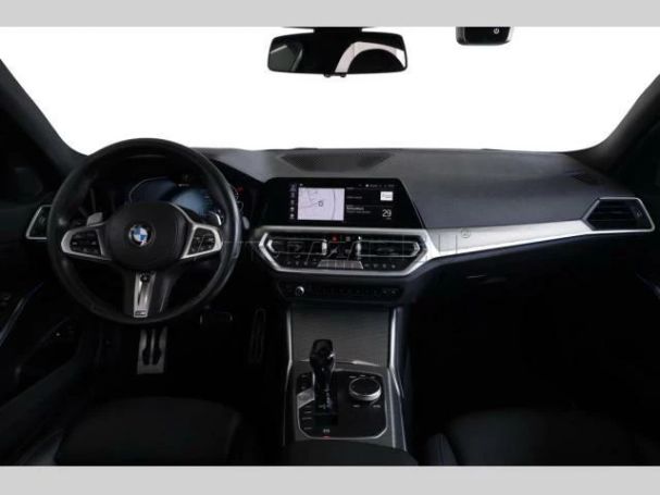 BMW 330 e xDrive 215 kW image number 5