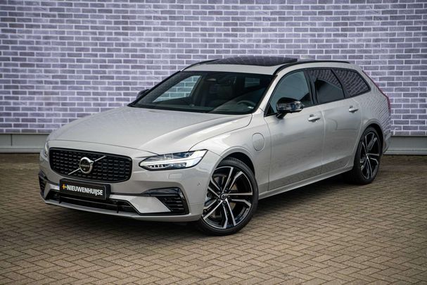 Volvo V90 T8 Ultra Dark AWD Recharge 335 kW image number 16