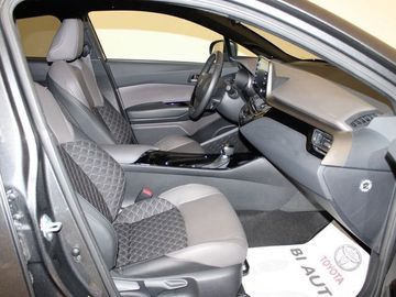 Car image 6