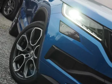 Car image 36