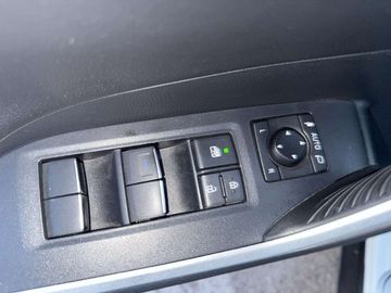 Car image 31