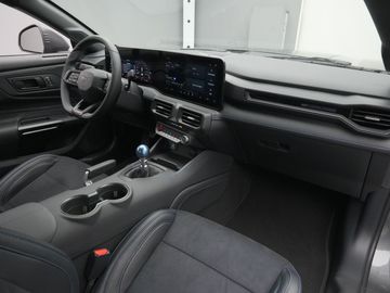 Car image 32