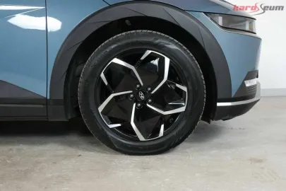 Car image 45