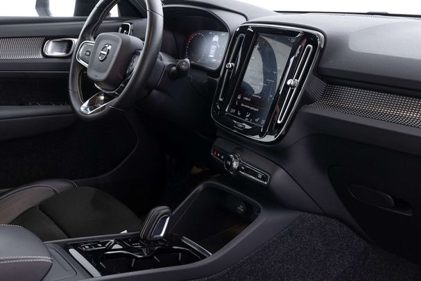 Volvo XC40 B4 R Design 145 kW image number 3